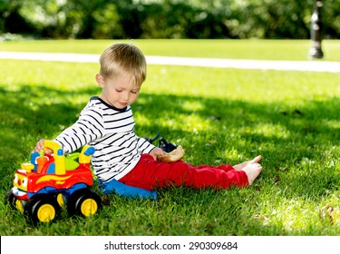 Kids With Outdoor Toys Images Stock Photos Vectors Shutterstock