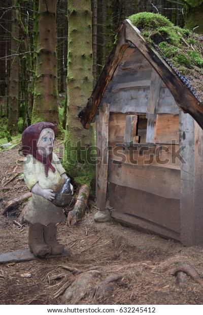 Little Red Riding Hood Wood Stock Photo Edit Now 632245412