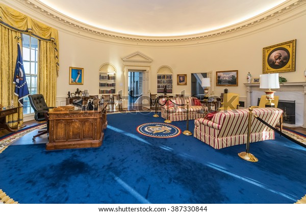 Little Rock, AR/USA - circa\
February 2016: Replica of White House\'s Oval Office in William J.\
Clinton Presidential Center and Library in Little Rock,\
Arkansas