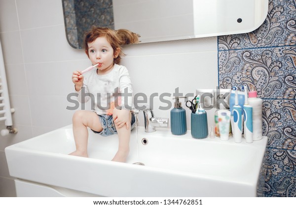 Little Sweet Little Girl Short Hair Royalty Free Stock Image