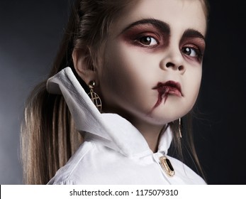 65,724 Halloween little girl Images, Stock Photos & Vectors | Shutterstock