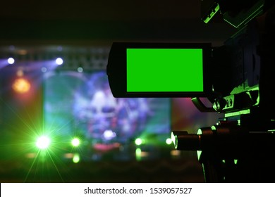 Live Concert Camera With Green Screen Monitor Light Green     