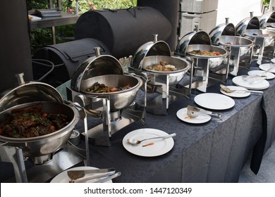 Live Food Stations. Kitchenware In The Line Catering Summer Brunch Buffet Food Luxury Hotel Outdoor Outside Garden By The Pool Al Fresco Restaurant.Corporate Cocktail Event Party Warm Food Stations. 