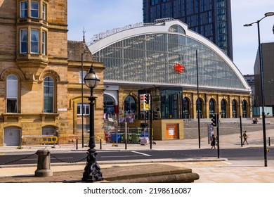 650 Lime Street Station Images, Stock Photos & Vectors 