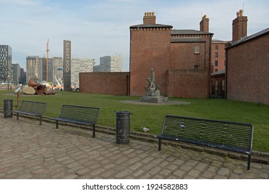 Liverpool, United Kingdom, 2nd February, 2020: Three Empty Benches In Front Of The Pier Masters House At The Royal Albert Dock Waterfront.