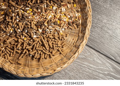 Livestock feed including horse, donkey, mule, goat, pig and chicken feed. - Powered by Shutterstock