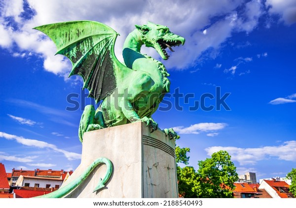 Ljubljana, Slovenia. Dragon
bridge (Zmajski most), symbol of Ljubljana, capital of Slovenia,
Europe.