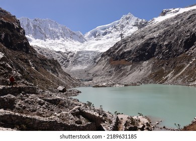 Llaca Lake. Huaraz - Peru; Cordillera Blanca