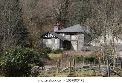 Llanwddyn, Powys, Wales, UK.  9 April 2018.  An abandoned farm house near Lake Vyrnwy.