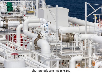 LNG Carrier Pipes. Pipes.