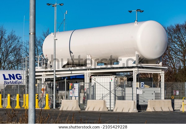 An LNG tanker\
brings liquefied natural gas to the gas tank filling station,\
Germany, 06.01.2022,\
Kittlitz