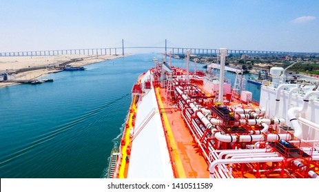 LNG vessel crossing suez canal