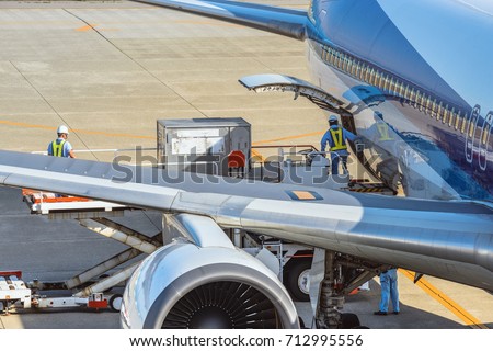 Loading of the air cargo