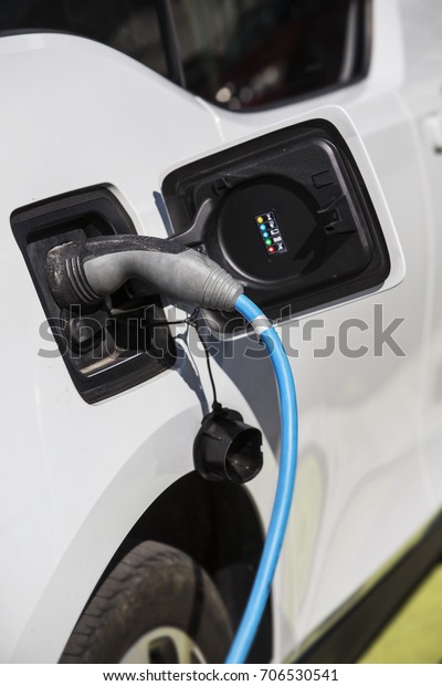 Loading energy of an electric\
car