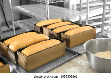 bread baking tins