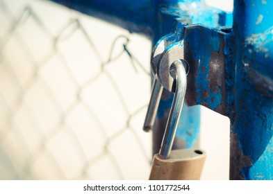 Lock with door