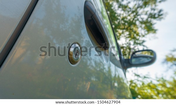 lock on car door close\
up