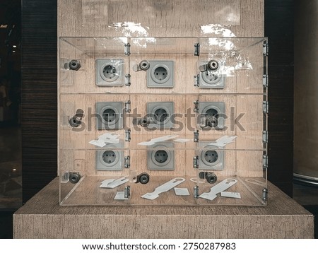 Lockable Public Power Outlets for Secure Device Charging