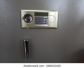 256 Locker control panel Gambar, Foto Stok & Vektor | Shutterstock
