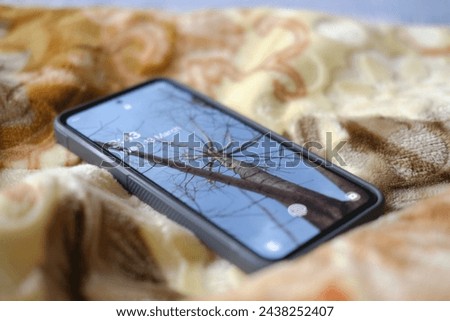 Lockscreen of a smartphone, S23 FE