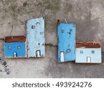 lodges from a tree, selective focus and toned image
