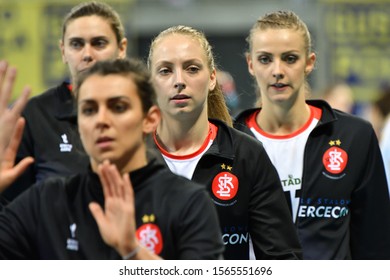 LODZ, POLAND – 11 15 2019: Polish Women's Volleyball League LKS Commercecon Lodz - Volley Wroclaw. LKS Commercecon Team.