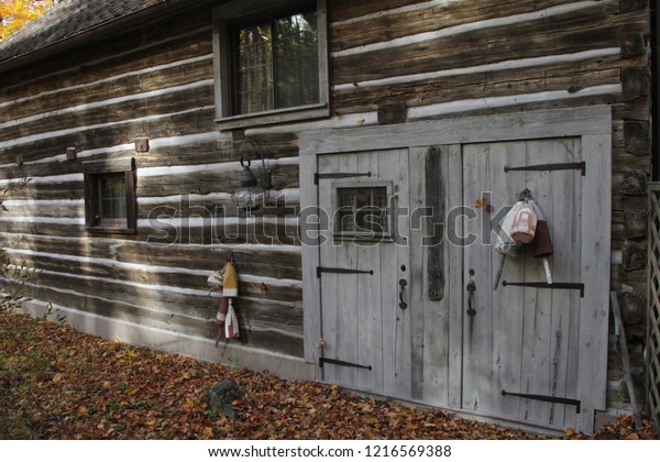 Log Cabin Autumn Door County Wi Stock Photo Edit Now 1216569388