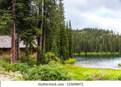 Cabins On Lake Images Stock Photos Vectors Shutterstock