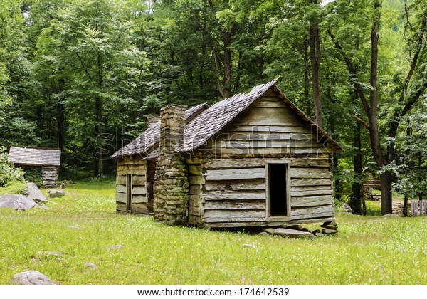 Log Cabin Roaring Fork Motor Trail Stock Photo Edit Now 174642539