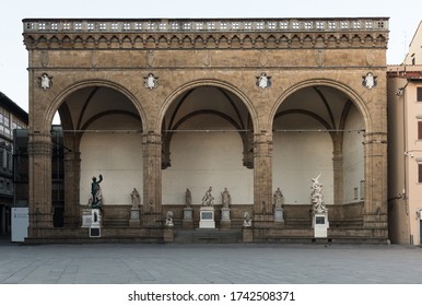  Loggia Dei Lanzi Whithout People