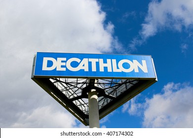 LOGNES, FRANCE - APRIL 17, 2016: Decathlon logo. Decathlon is a French company of sporting goods distribution. It currently operates in 28 countries.