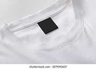 Logo Mockup T-Shirt Neck Label