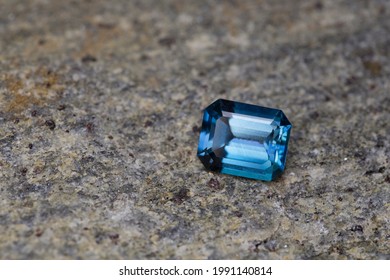 London Blue Topaz Natural Gemstone, Octagon Cut 