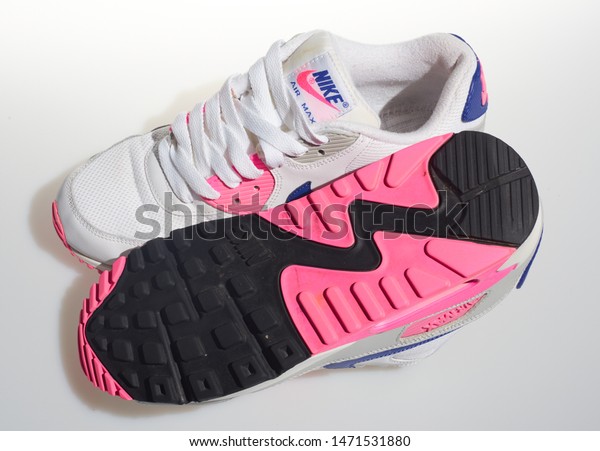 nike air classic 90s