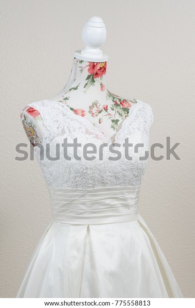 London England 05052017 Beautiful Clean White Stock Photo Edit