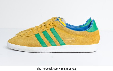 adidas green and gold trainers