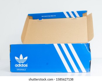 adidas trainer box