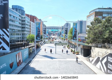 47 Wembley way Images, Stock Photos & Vectors | Shutterstock