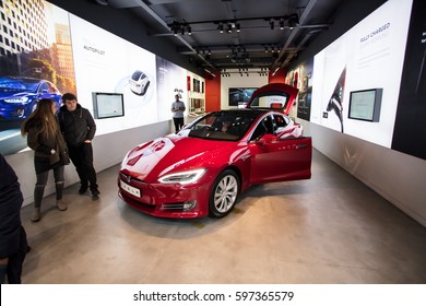 LONDON, ENGLAND, 15 FEBRUARY, 2017:Tesla Motors Store Tesla Is A Carmaker Of Electric Cars. Tesla’s Mission Is To Accelerate The World’s Transition To Sustainable Energy.