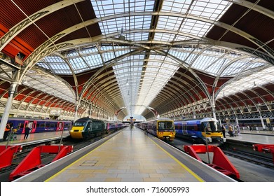 LONDON, ENGLAND -22 JUN 2017-  The London Paddington Station, a train and underground station in Central London, United Kingdom.