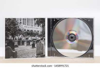 London, England, 23/07/2019 JAY - Z Cd Holy Grail Magna Carta Isolated Retro Vintage Hip Hop Music 90's White Background Studio Lighting Product Case For Sale Debut Album Artwork Old School Rap 