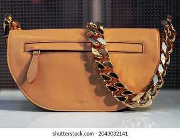 burberry handbags 2021