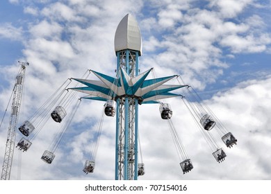 LONDON, ENGLAND - August 11 2017 Starflyer Ride On London's South Bank