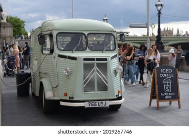 London, England - August 3rd 2021: Citroen H19 Van, Being Used As A Pop Up Coffee Truck, On The Southbank Of The River Thames In Central London. Near The London Eye And Seaworld Center. 