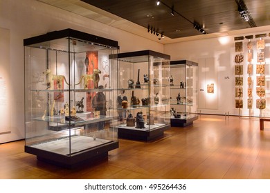 LONDON, ENGLAND - JUL 24, 2016: Interior Of The British Museum, Bloomsbury Area, London. It Was Established In 1753