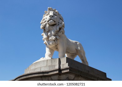 Westminster Bridge Lion High Res Stock Images Shutterstock