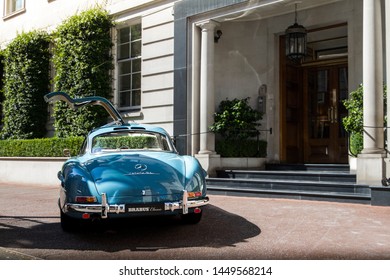 Gullwing Doors Images Stock Photos Vectors Shutterstock