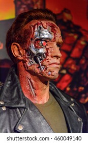 LONDON, ENGLAND - JULY 22, 2016: Arnold Schwarzenegger As The Terminator, Madame Tussauds Wax Museum. It Is A Major Tourist Attraction In London