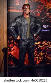 LONDON, ENGLAND - JULY 22, 2016: Arnold Schwarzenegger As The Terminator, Madame Tussauds Wax Museum. It Is A Major Tourist Attraction In London