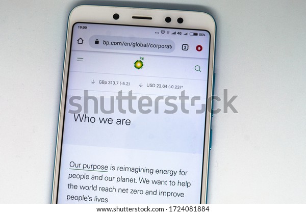 London, ENGLAND\
- may 9, 2019: Logo of PetroChina com website displayed on the\
screen of the mobile device. PetroChina logo visible on display of\
modern smartphone on white\
background
